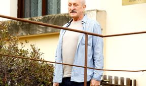 Krejzovi (76)
