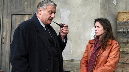 Maigret: Tajemství černé labutě