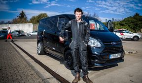 Guy Martin: Nejrychlejší dodávka světa (1)