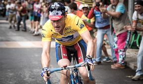 Program: Pád legendy