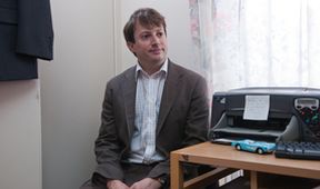 Peep Show VI (1/6)