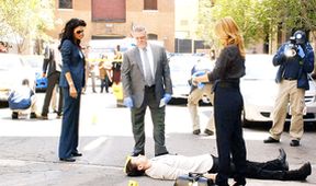 Rizzoli & Isles: Vraždy na pitevně VI (16)