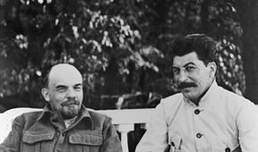 Stalin versus Trockij