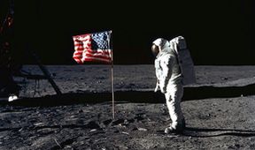 Kosmický věk: Příběh NASA (2/4)