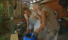 Ben Fogl a lidé žijící v divočině III (8)