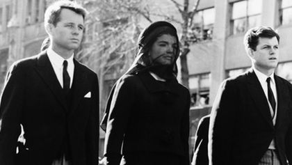 JFK: Ten den v Americe (3)