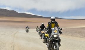 Moto cestou necestou