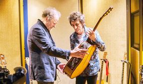Ronnie Wood: Někdo tam nahoře mě má rád
