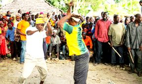 Tanzanie, ze Zanzibaru do Kilwy