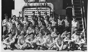 USS Indianapolis: Napospas žralokům (1/2)