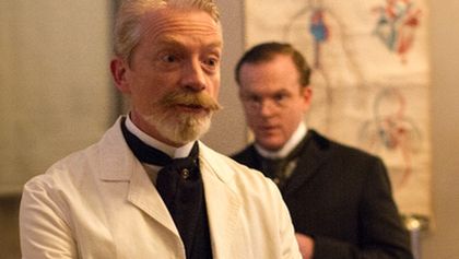 Knick: Doktoři bez hranic II (2)