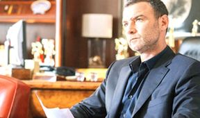 Ray Donovan IV (2)
