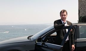 Kurýr I - Žraloci a malé ryby