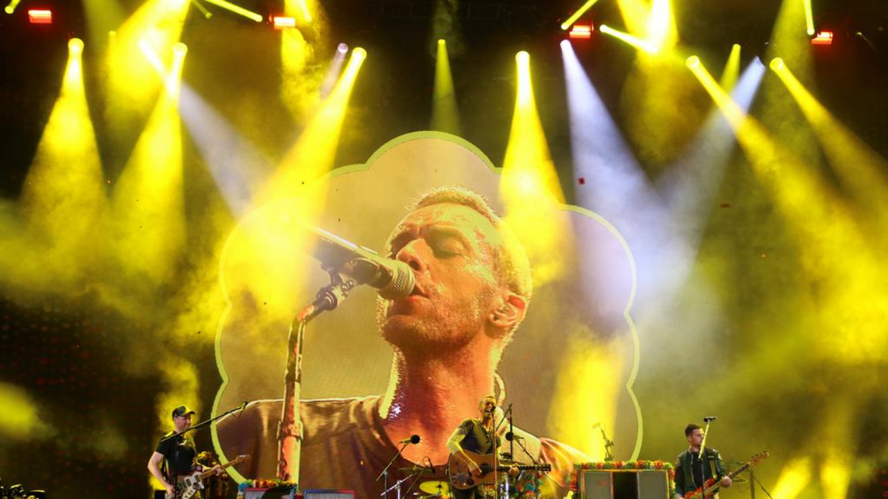 Coldplay – Yellow  Stream
