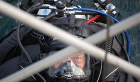 Ross Kemp: Shipwreck Treasure Hunter (3)