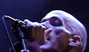 R.E.M.: Road Movie, Hudební klub