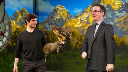 John Oliver: Co týden dal a vzal X (16)
