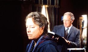 Dolores Claiborneová