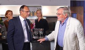Ordinace v růžové zahradě 2 (480)