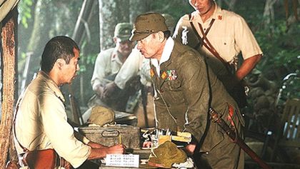 Pád Singapuru (2/2)