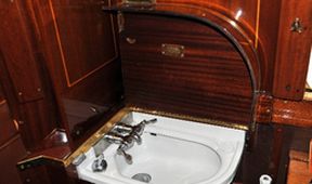 Poirot řídí Orient expres