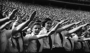 Ženy pod Hitlerovou vlajkou (1)