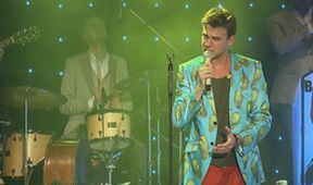 Kombo: Vojta Dyk a B-Side Band v Sono Centru