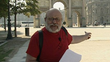 Mezi dveřmi je A.G