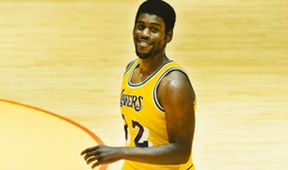 Lakers: Vzestup dynastie II (5)