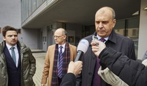 Ordinace v růžové zahradě 2 (528)