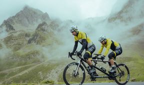 Tour de France ve tmě