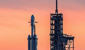 Mars: V raketě Falcon Heavy