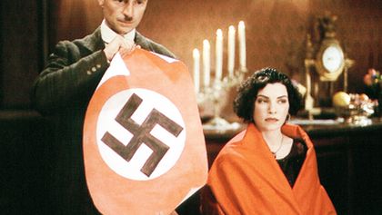 Hitler: Vzestup zla (2/2)
