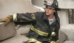 Chicago Fire VIII (19)