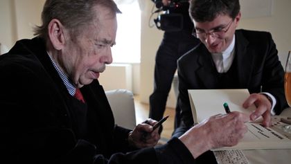 Václav Havel a Dominik Duka: Společný výslech