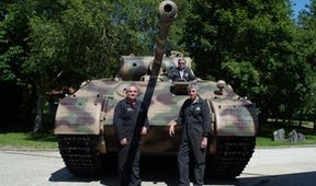 Váleční kšeftaři: Druhá světová z druhé ruky V (5)