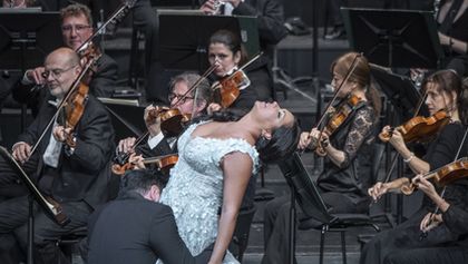 Netrebko a Eyvazov na koncertu v Salcburku