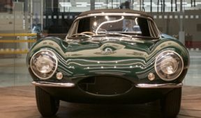 Jaguar: Jak se rodí superauto