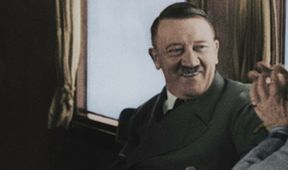 Apokalypsa: Hitler míří na východ (1/2)