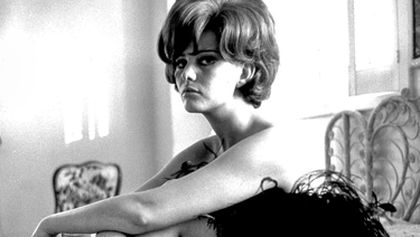 Claudia Cardinalová, Klobouk dolů