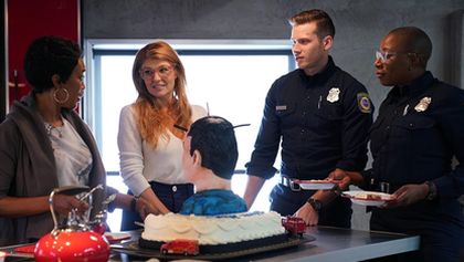 9-1-1 VI (3)
