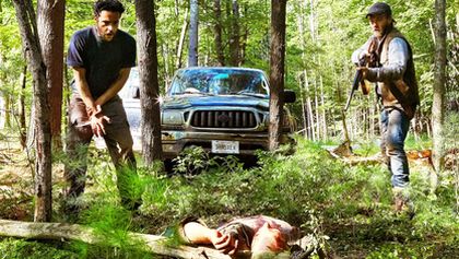 Přicházejí v noci