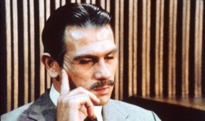 Úžasný Howard Hughes