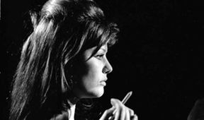 Claudia Cardinalová, Klobouk dolů