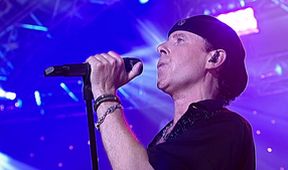 Scorpions: Moment of Glory živě v Hannoveru
