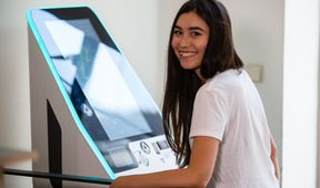 Futuretro - smart člověk