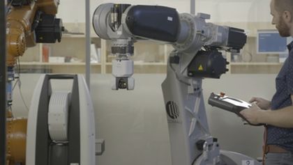 Industrie - Roboti nastupují (12/12)