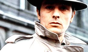 Neznámý Alain Delon