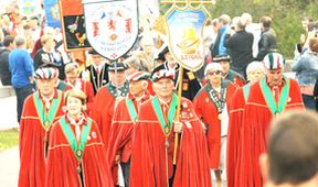 Pyreneje, přirozená hranice mezi Francií a Španělskem