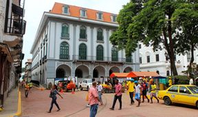Panama, město a průplav
